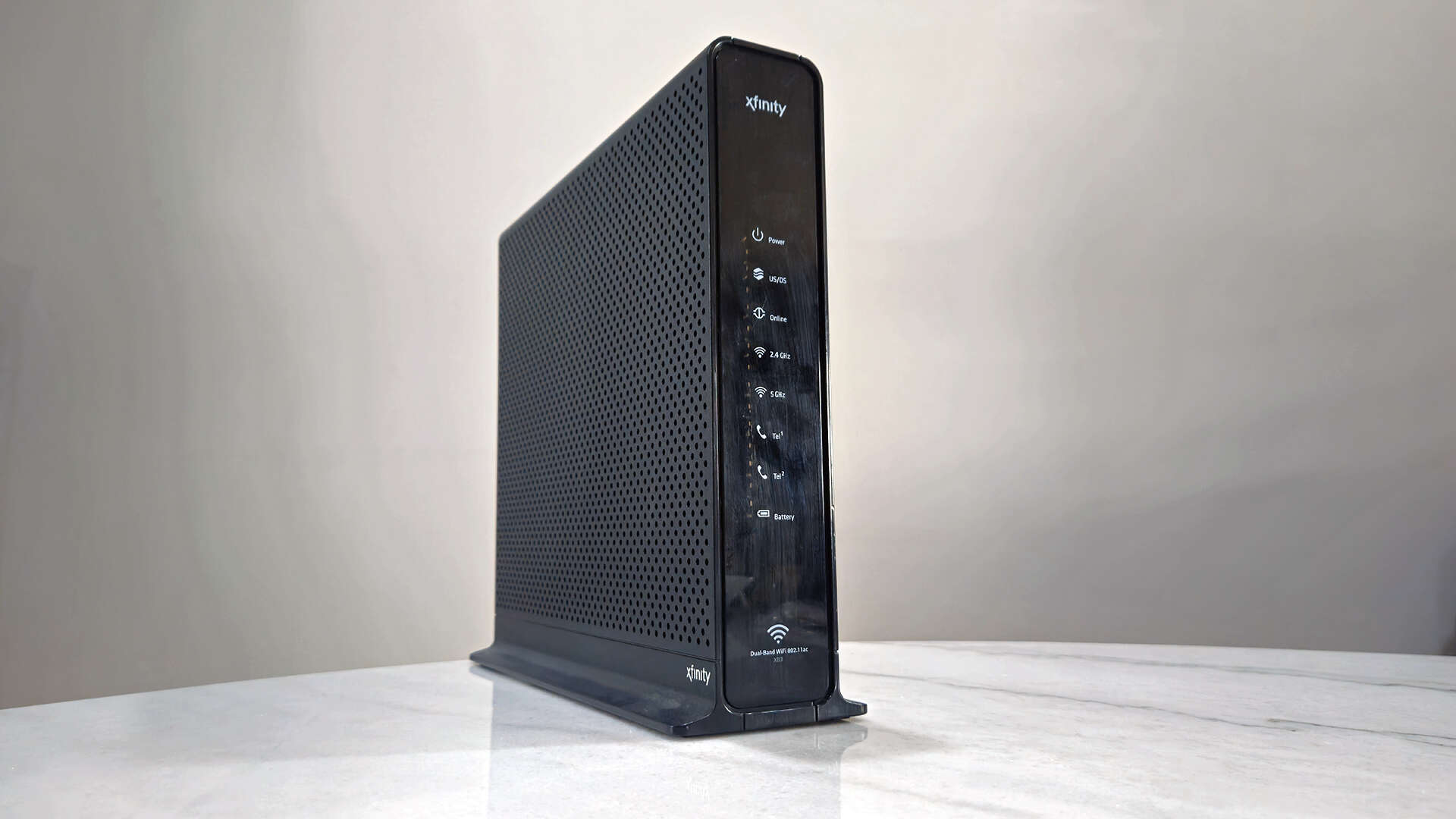 Picture of an Xfinity DOCSIS 3.0 modem